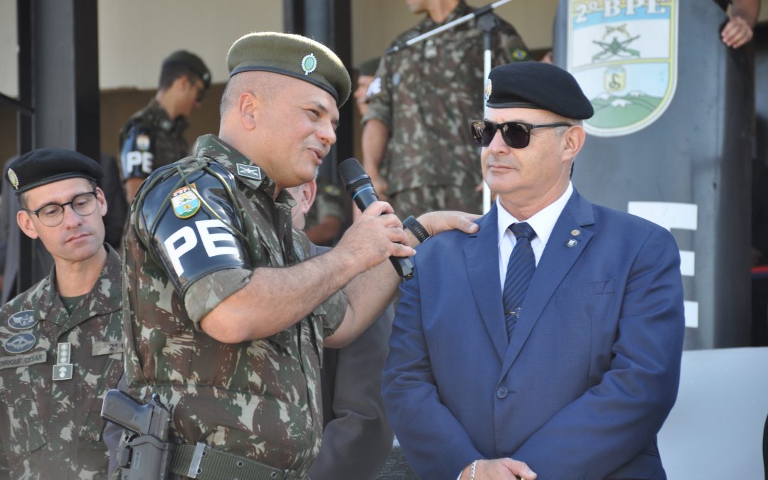 Formatura de passagem para a reserva do Subcomandante de Batalhão, Coronel de Infantaria Eronides Lima Pereira