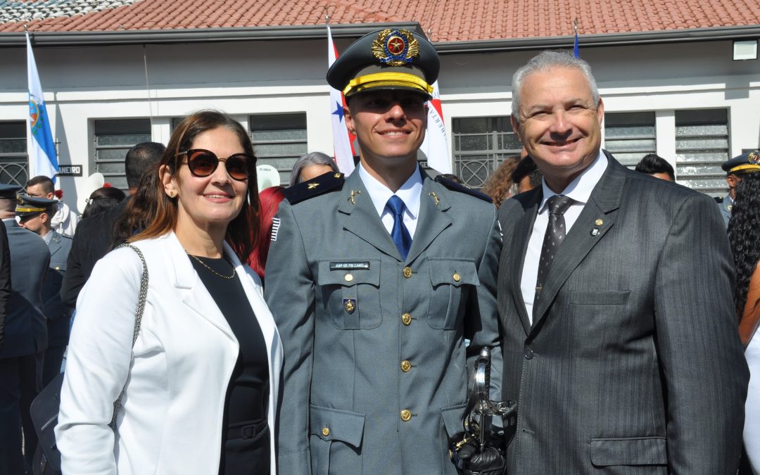 Solenidade de entrega da espada para a turma Aspirantes 2023 na Academia de Polícia Militar do Barro Branco
